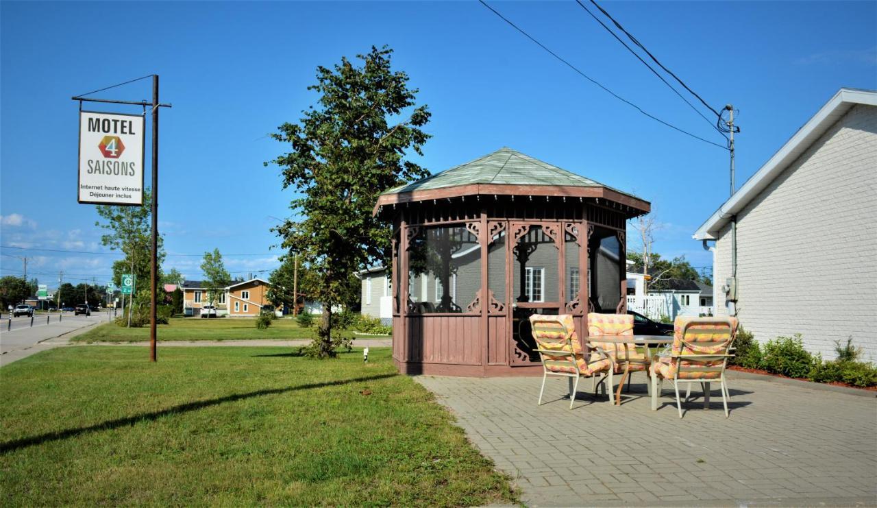 Motel Quatre Saisons Forestville Luaran gambar