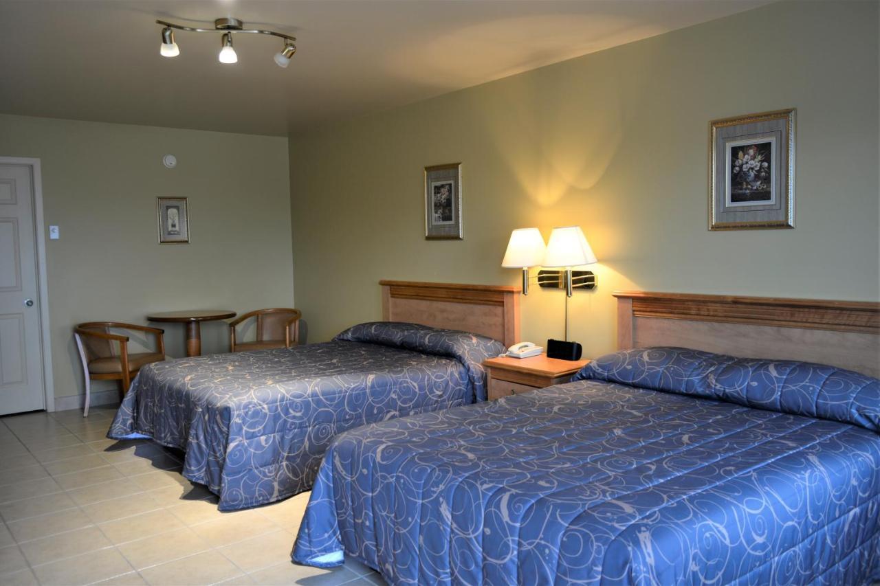 Motel Quatre Saisons Forestville Luaran gambar